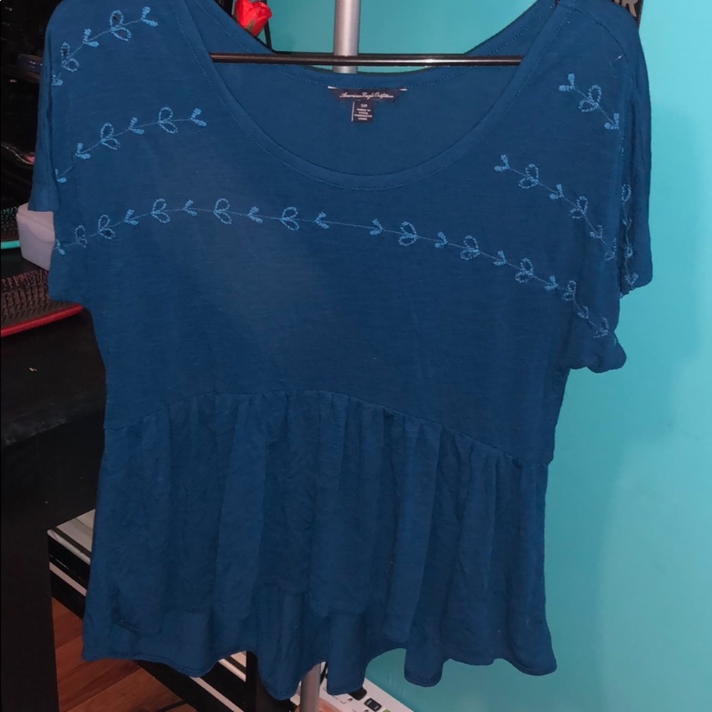 Flowy AE Top